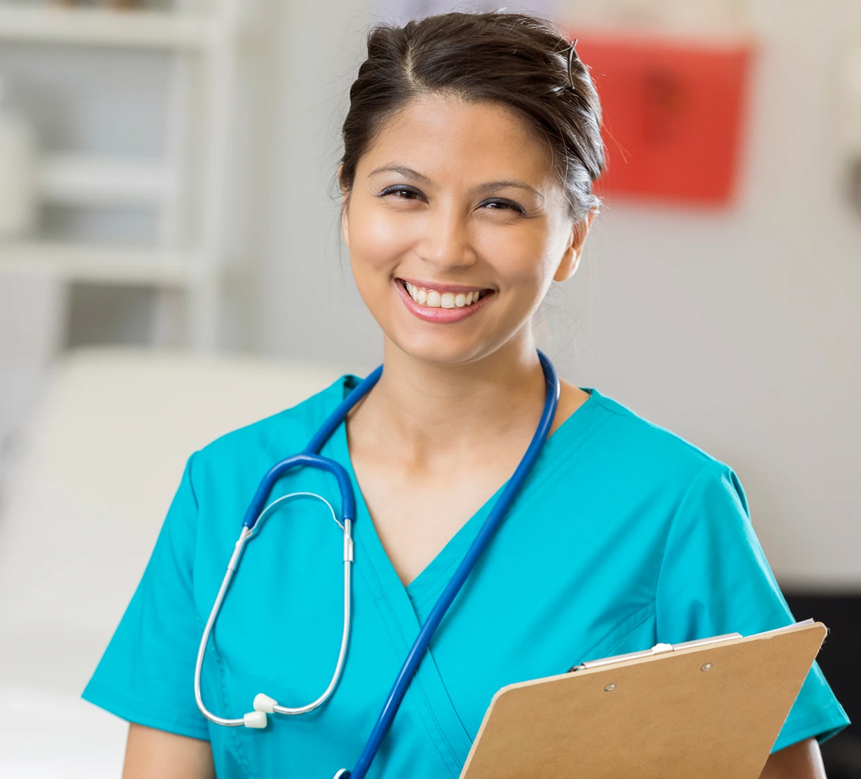 Proffesional nurse with clipboard